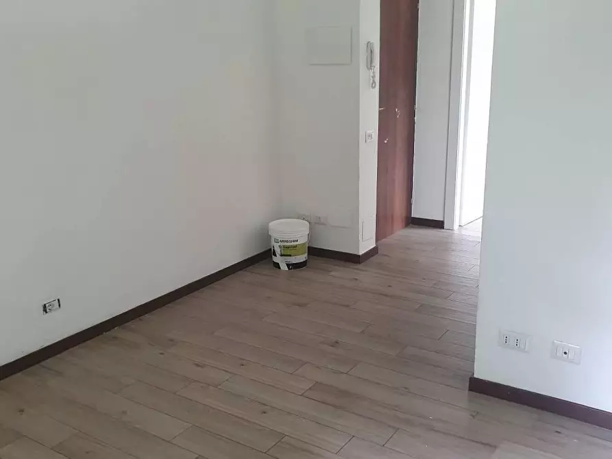 Immagine 2 di Appartamento in affitto  in via rebolgiane 10 a Laveno-Mombello