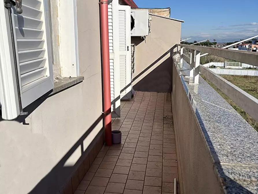 Immagine 15 di Appartamento in vendita  in Via Lago Patria  130 a Giugliano In Campania