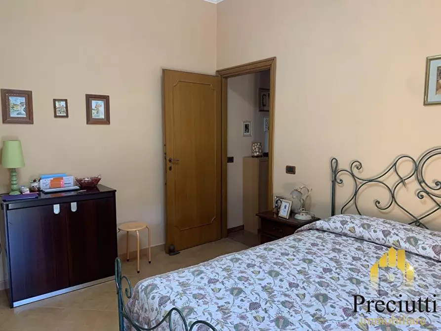 Immagine 21 di Appartamento in vendita  in VIA RAFFAELE FABRETTI 19 a Roma