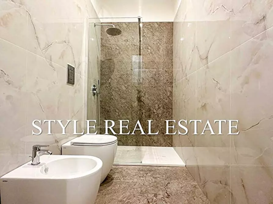 Immagine 3 di Appartamento in vendita  in Via Resalibera - a Siracusa