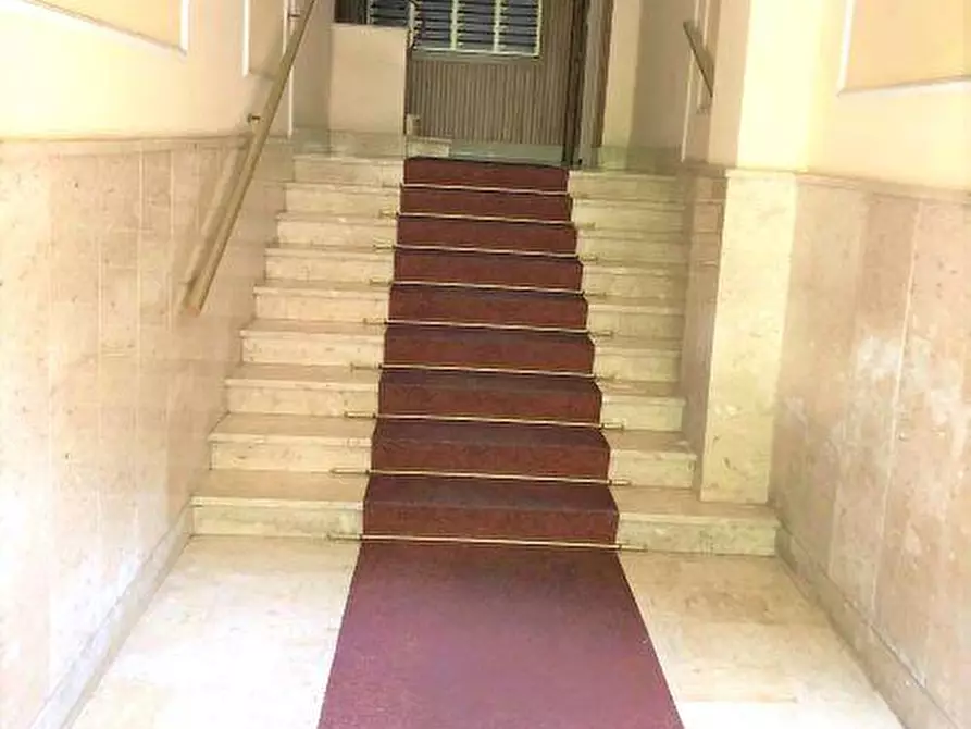 Immagine 9 di Bilocale in vendita  in VIA PIETRAFRACCIA 8 a Rapallo