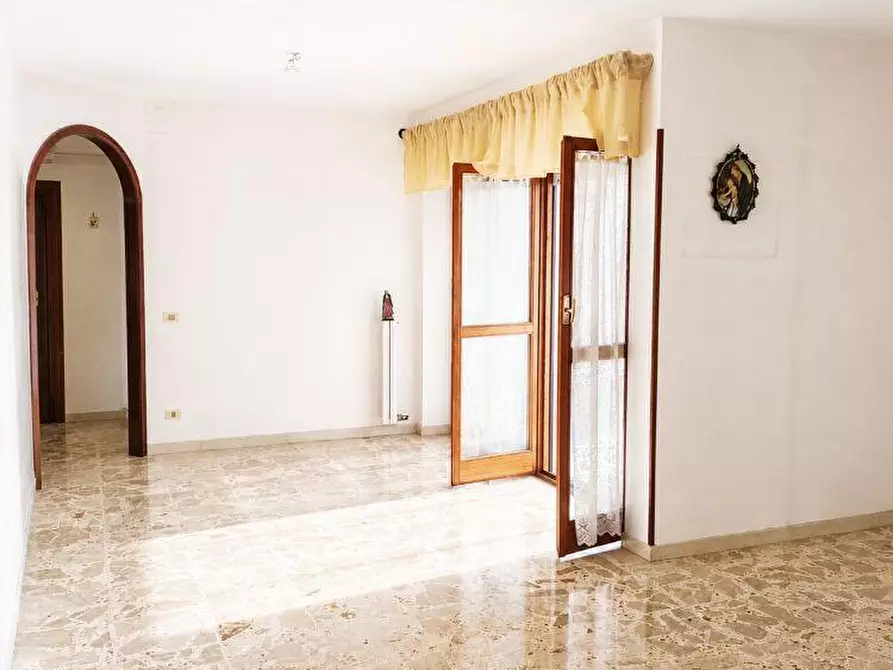 Immagine 3 di Appartamento in vendita  in via atenisio 4 a Taranto