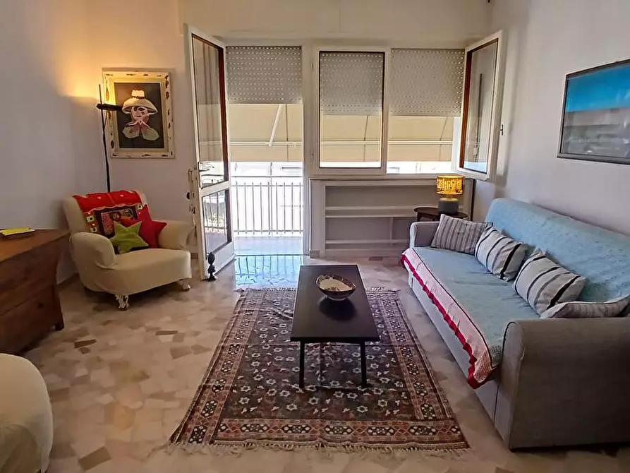 Immagine 9 di Abitazione tipica in affitto  in via mameli 25 a Viareggio