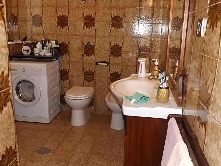 Immagine 29 di Appartamento in vendita  in Via San Carlo Borromeo 6 a Taranto