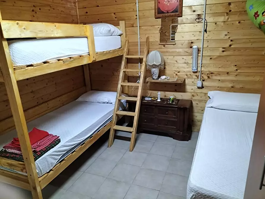 Immagine 5 di Casa di paese in affitto  a Reggio Di Calabria