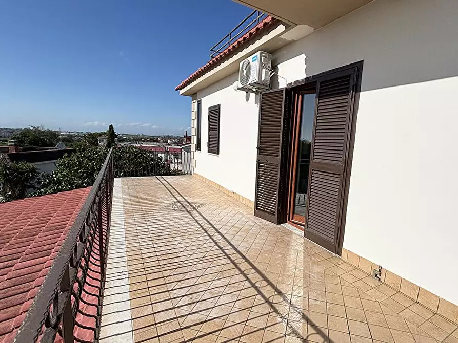 Immagine 30 di Villa in vendita  in Via Masseria Vecchia snc a Giugliano In Campania