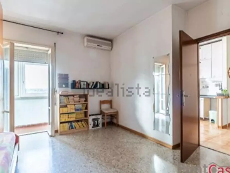 Immagine 5 di Appartamento in affitto  in via matteo tondi 40 a Roma