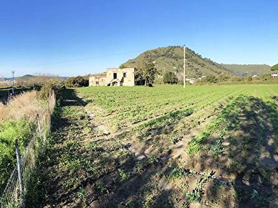 Immagine 13 di Stabile in vendita  in Via Cigliano snc a Pozzuoli
