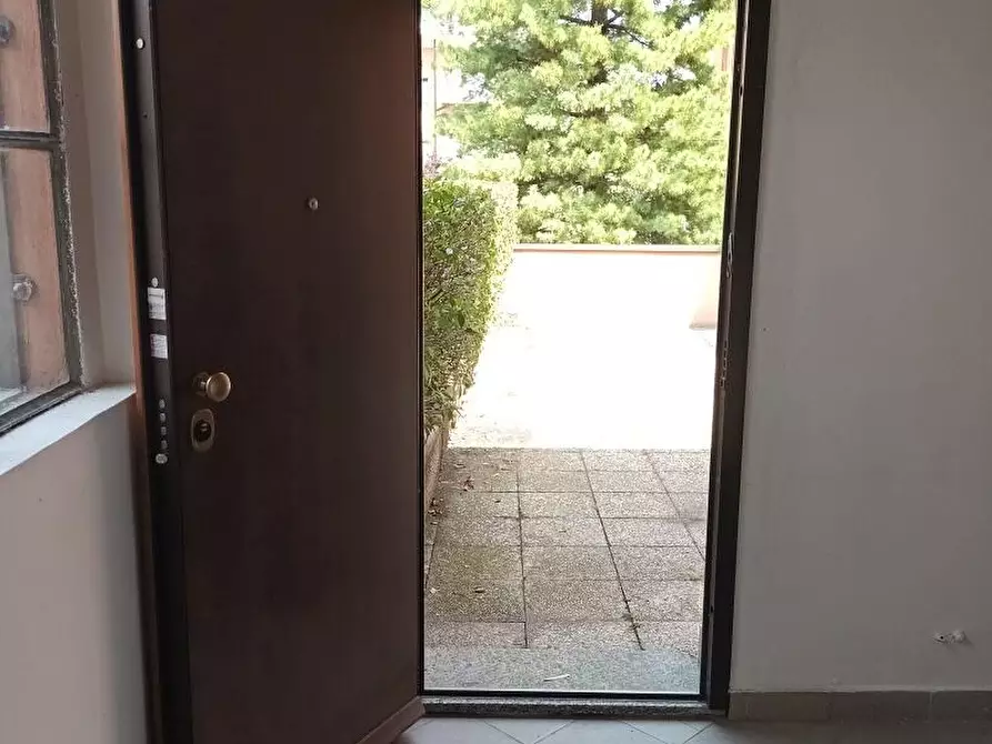 Immagine 24 di Locale commerciale in affitto  in via Alessandro Astesani  16 a Milano