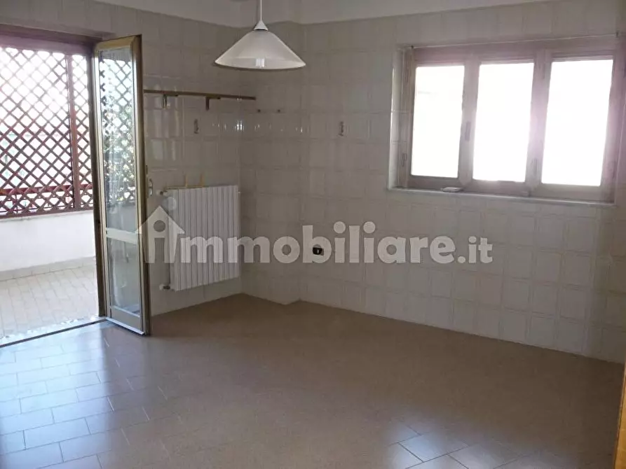 Immagine 3 di Casa semindipendente in vendita  in Viale Giovanni Paolo II 11 a Sarno