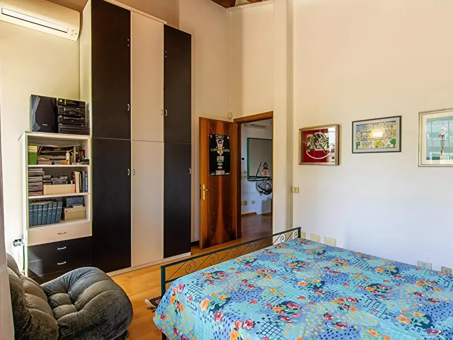 Immagine 23 di Villa in vendita  in Via Ugo Foscolo 9 a Vicenza