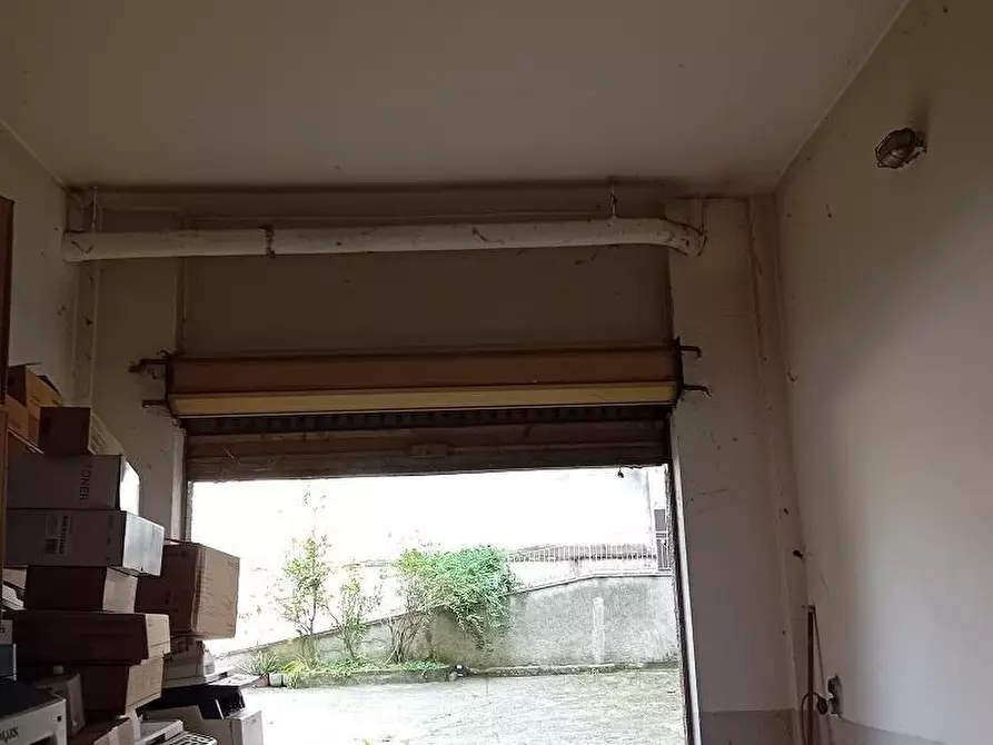 Immagine 4 di Garage in vendita  in via privata Urbino 12 a Milano