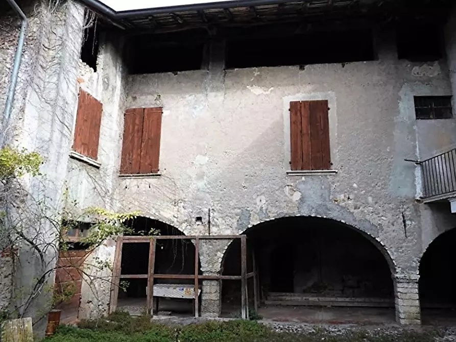 Immagine 1 di Rustico / casale in vendita  in Via Ascensione SNC a Roe' Volciano