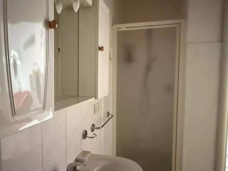 Immagine 7 di Appartamento in affitto  a Parma