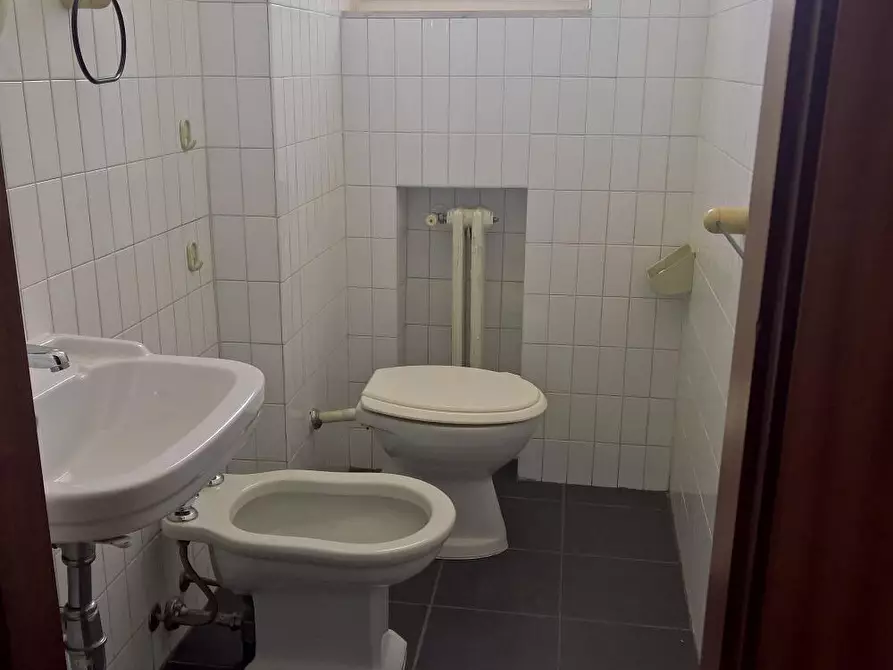 Immagine 9 di Appartamento in affitto  a Taranto