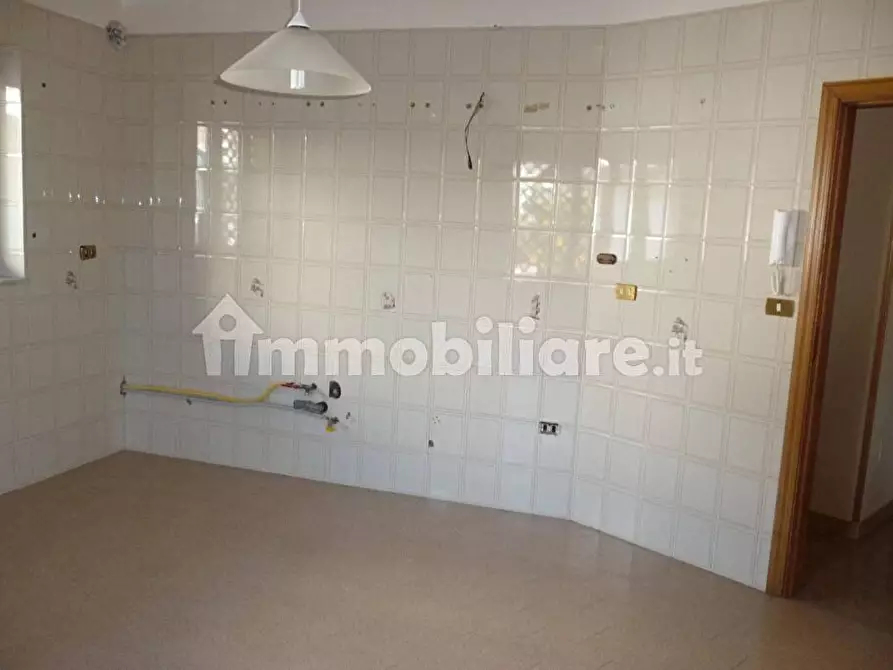 Immagine 4 di Casa semindipendente in vendita  in Viale Giovanni Paolo II 11 a Sarno