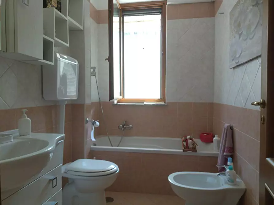 Immagine 8 di Appartamento in vendita  a Portico Di Caserta