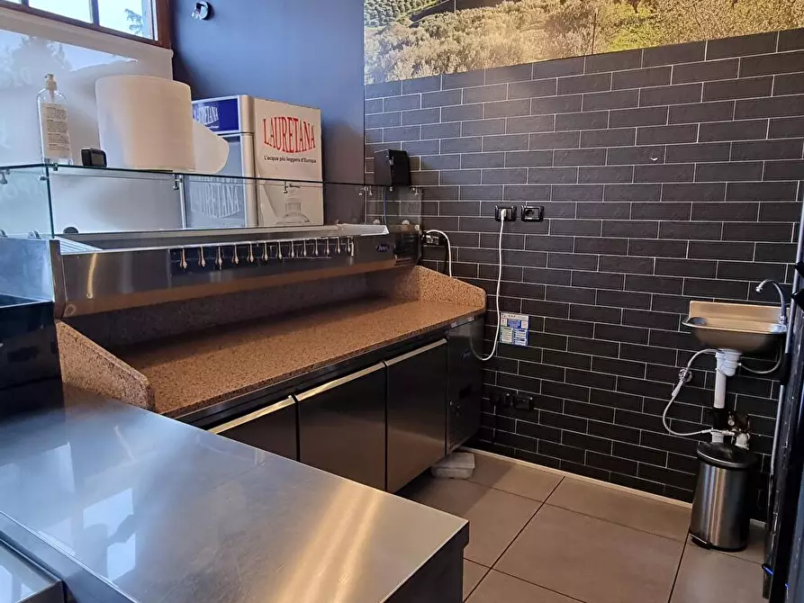 Immagine 7 di Attività commerciale in vendita  in Via Torino 77 a Biella