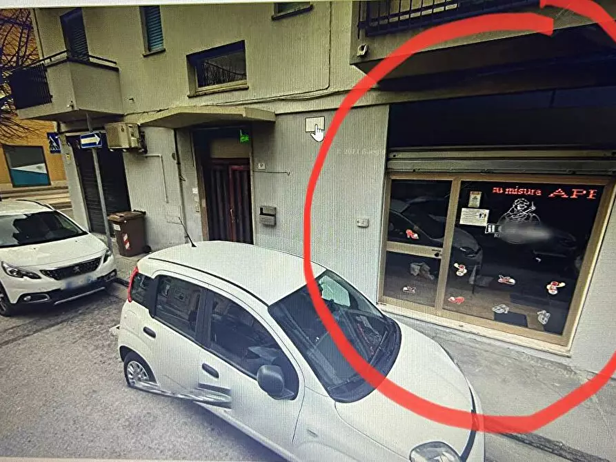 Immagine 2 di Attività artigianale in affitto  in augusto murri 89 a Porto San Giorgio