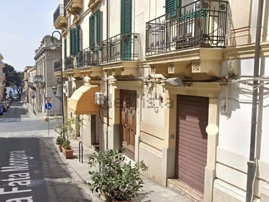 Immagine 6 di Attività commerciale in affitto  a Reggio Di Calabria