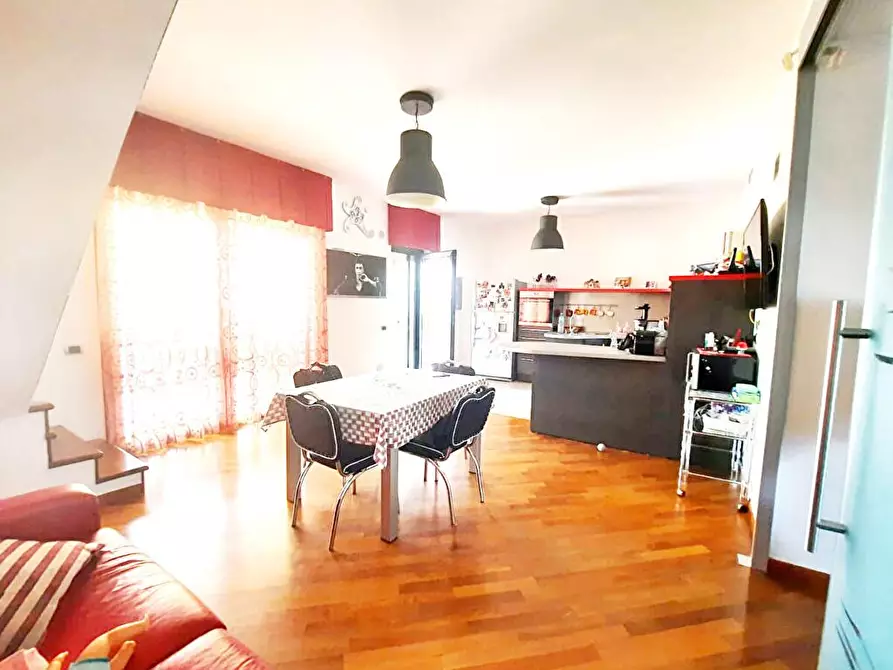 Immagine 9 di Attico in vendita  in via perosi a Bari