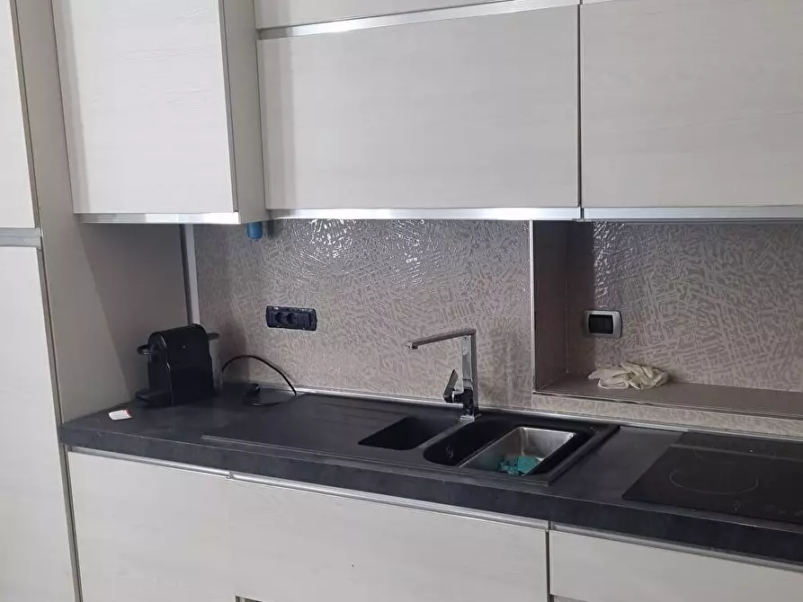 Immagine 4 di Appartamento in affitto  in via Antonio Mambretti  22 a Milano