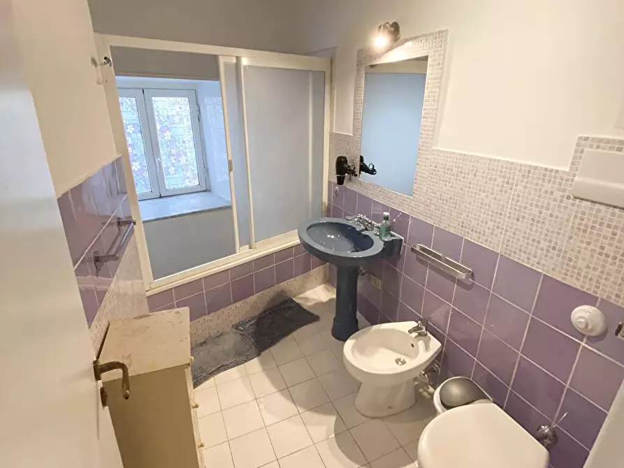 Immagine 23 di Camera in affitto  in Via Argenteria  19 a Palermo