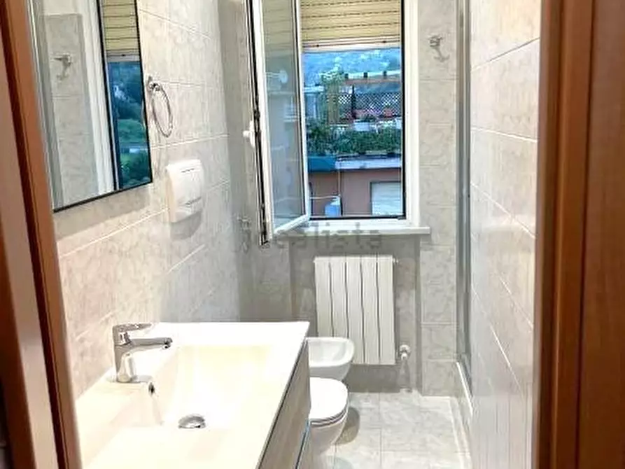 Immagine 7 di Trilocale in vendita  in VIA DELLA PINETA 1 a Rapallo