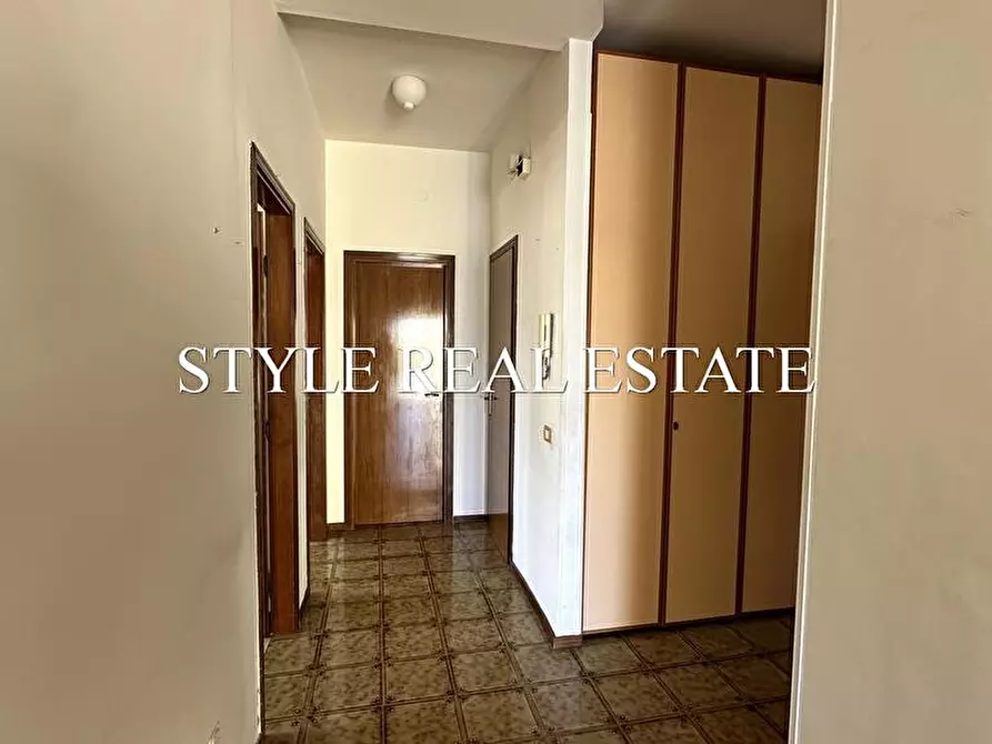 Immagine 8 di Appartamento in vendita  in viale santa panagia a Siracusa