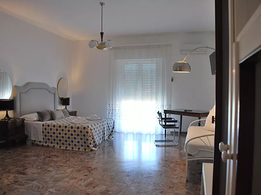 Immagine 4 di Camera in affitto  in via Cardinale Portanova 128 a Reggio Di Calabria