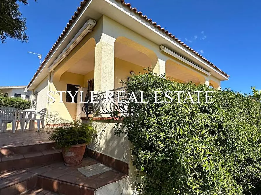 Immagine 16 di Villa in vendita  in Strada capo murro di porco a Siracusa