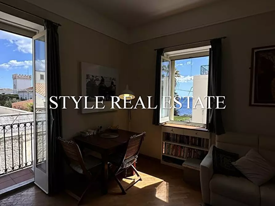 Immagine 7 di Appartamento in vendita  in Via Cimone 10 a Siracusa