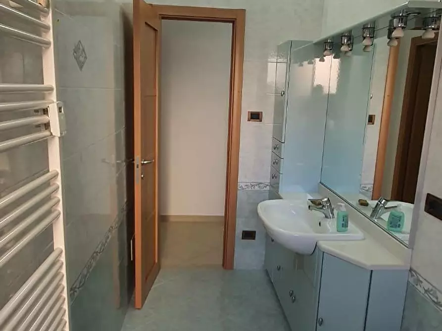 Immagine 20 di Appartamento in vendita  a Genova