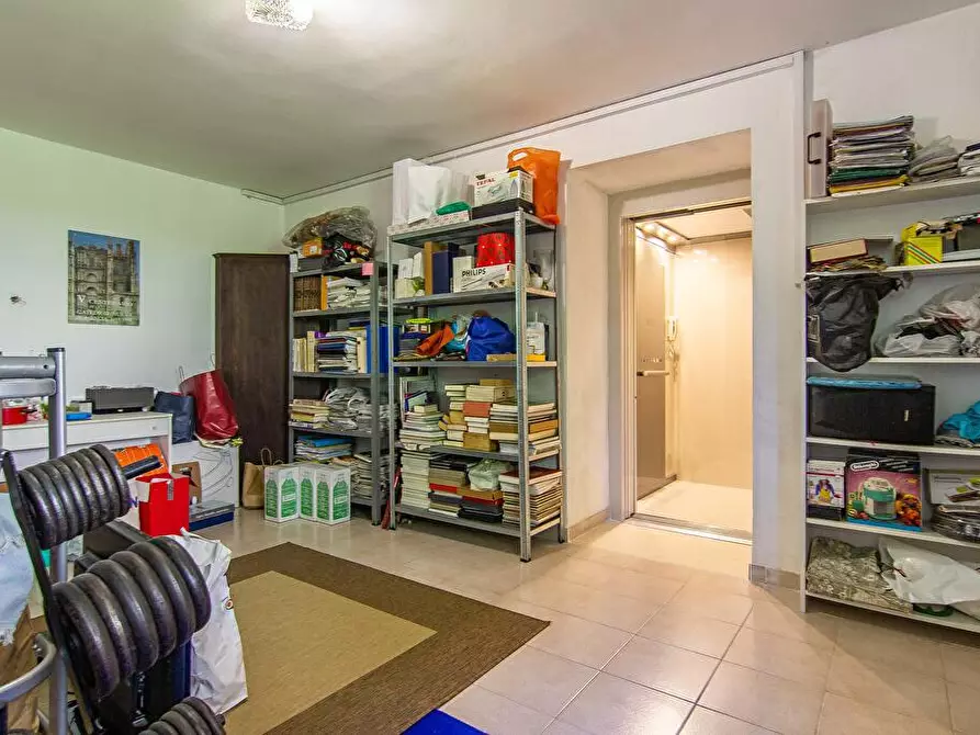 Immagine 3 di Villa in vendita  in Via Ugo Foscolo 9 a Vicenza