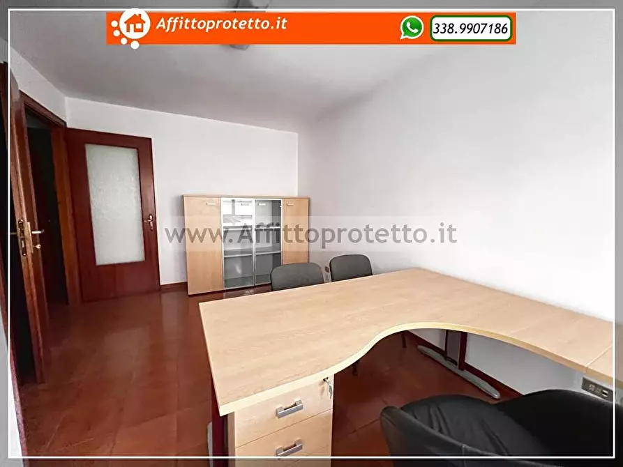 Immagine 2 di Ufficio in affitto  in Via Mamurra 4 a Formia