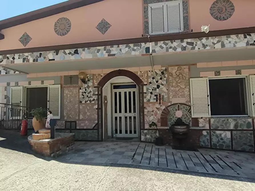 Immagine 2 di Casa indipendente in vendita  in Localita' scala 22 a Catanzaro
