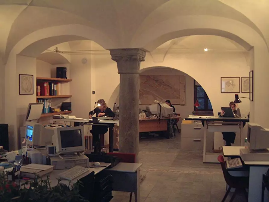 Immagine 5 di Attività commerciale in affitto  in Via roma 5 a Villa Di Tirano