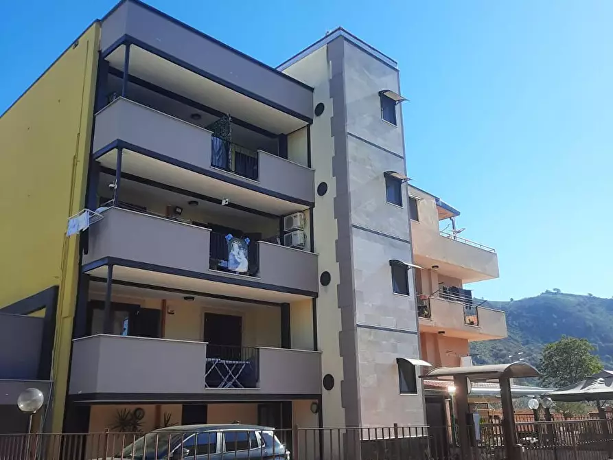 Immagine 3 di Appartamento in vendita  in Via Masseria Medici 1 a Sarno