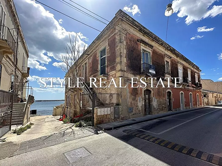 Immagine 11 di Appartamento in vendita  in Riviera Dionisio Il Grande 62 a Siracusa