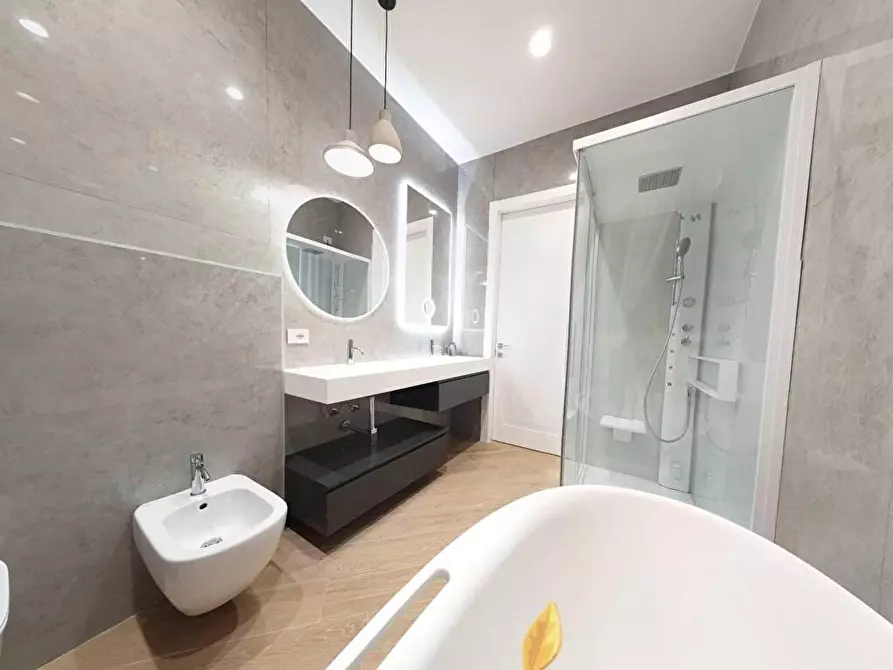 Immagine 12 di Appartamento in affitto  in Corso Porta Nuova 131a 131a a Verona