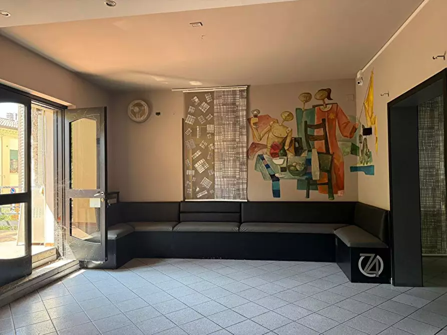 Immagine 6 di Attività commerciale in vendita  a Salsomaggiore Terme