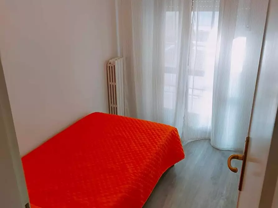 Immagine 4 di Appartamento in affitto  a Viareggio