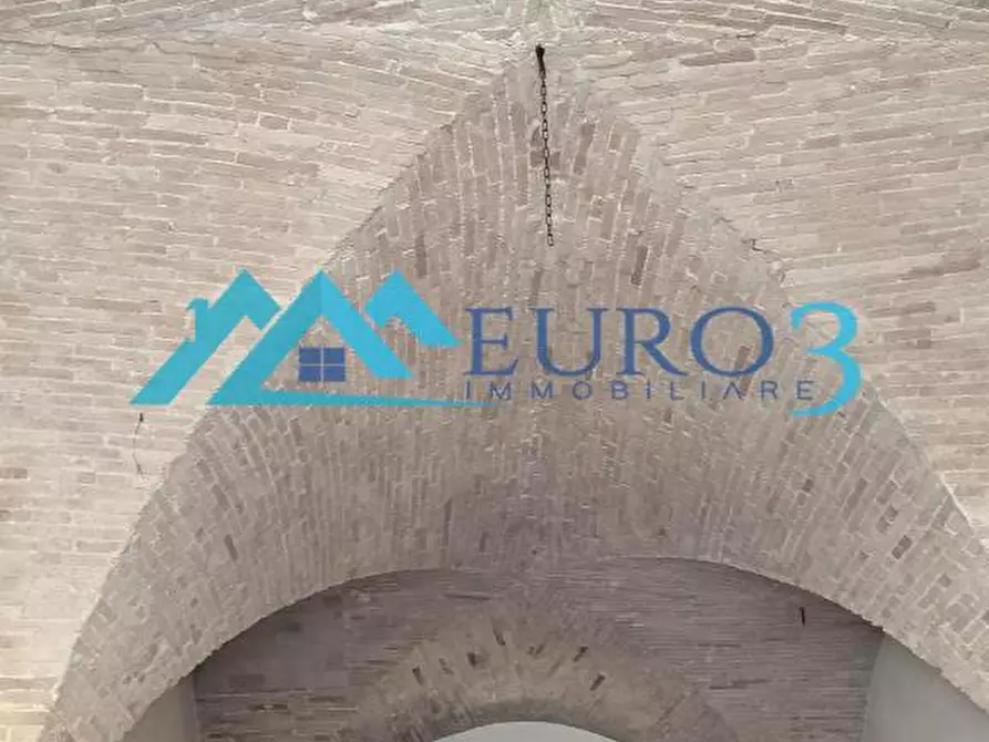 Immagine 3 di Loft/Open space in vendita  in VIA CURZIO RUFO / a Ascoli Piceno