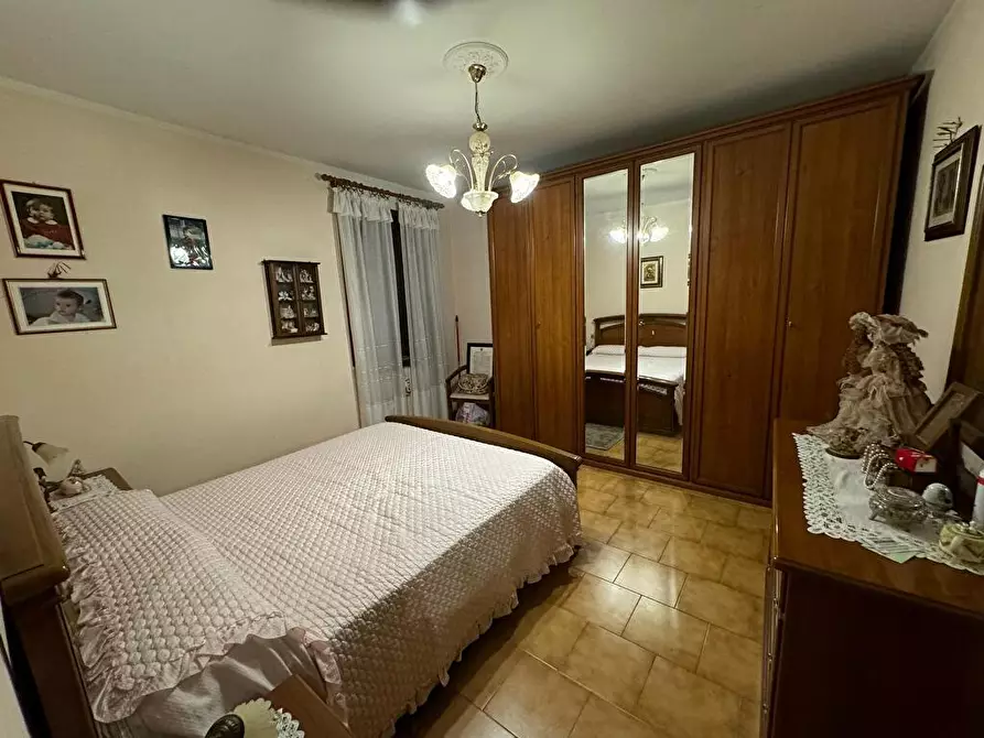 Immagine 10 di Casa indipendente in vendita  in roma 73 a Medesano