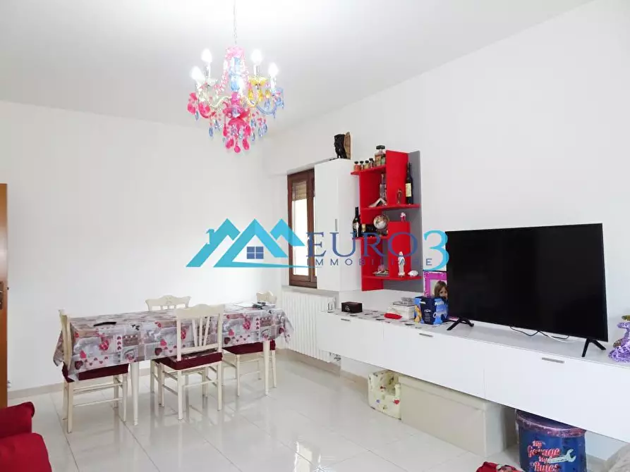 Immagine 2 di Abitazione tipica in vendita  in via carducci 1 a Force