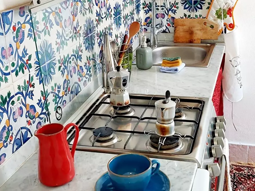 Immagine 19 di Camera in affitto  in Via Argenteria  19 a Palermo