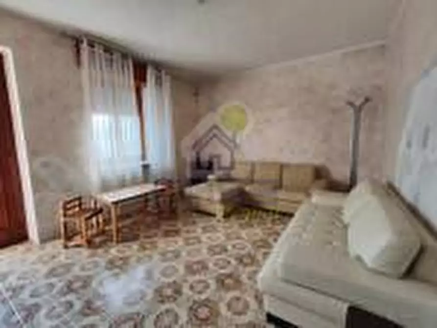 Immagine 2 di Abitazione tipica in vendita  a Grontardo