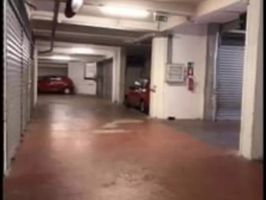 Immagine 1 di Box auto in affitto  in Via Timavo  27 a Genova