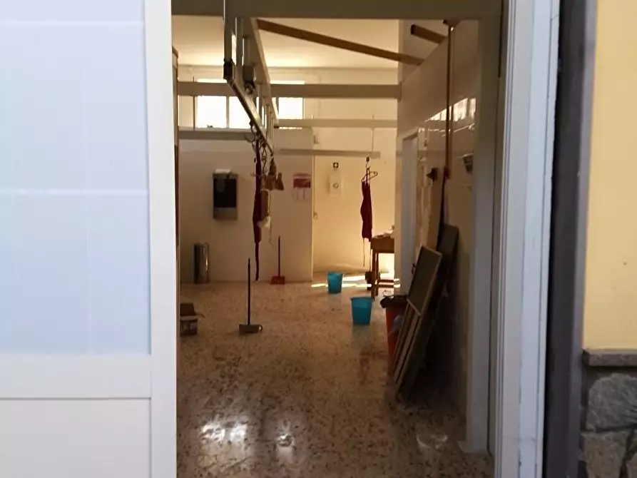 Immagine 6 di Locale commerciale in affitto  in Via Sarno Palma 106 a Sarno