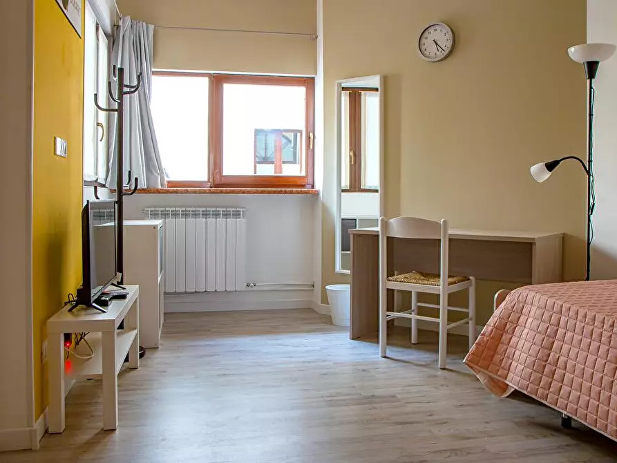 Immagine 2 di Camera in affitto  in Via delle Monache  11 a Gorizia